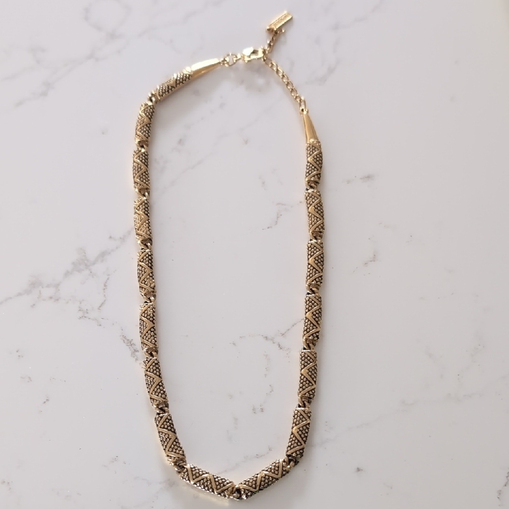 Elegant Gold and Black Beaded Necklace